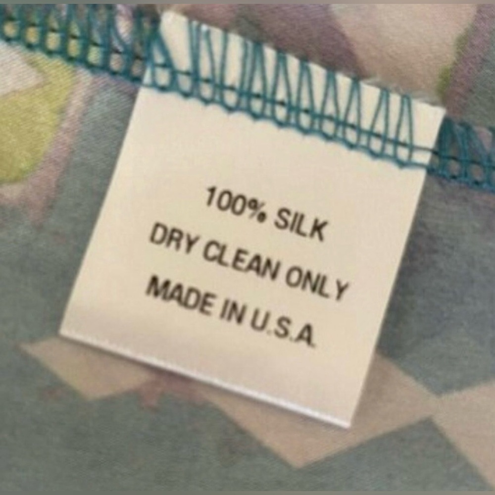NWOT ❤️SALE❤️ 100% Silk Alice & Trixie/Stitch Fix Top. GORGEOUS COLORS! - Picture 15 of 15